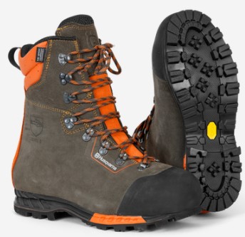 Sågskyddskänga Husqvarna Functional 24, 42 i gruppen Kläder & Skyddsutrustning / Husqvarna Kläder & Skyddsutrustning / Stövlar & Kängor hos Entreprenadbutiken (5976593-42)