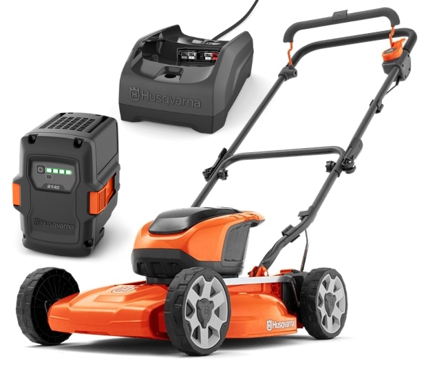 Husqvarna LB 144i batterigräsklippare med B140 och C80 i gruppen Trädgård / Batterimaskiner / Gräsklippare hos Entreprenadbutiken (9706482-02)