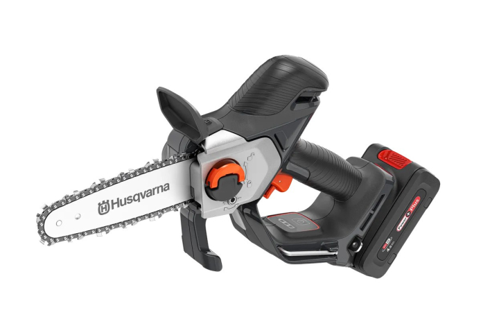 Husqvarna Aspire™ P8X-P4A grensåg med batteri och laddare i gruppen Trädgård / Husqvarna Aspire™ 18v batteridrivna maskiner / Aspire™ trädgårdsmaskiner hos Entreprenadbutiken (9708275-02)