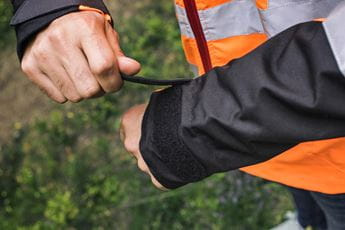 Skogsjacka Husqvarna Technical Extreme EN 20471