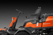 Husqvarna Rider 420TsX AWD Husqvarna Rider 420TsX AWD