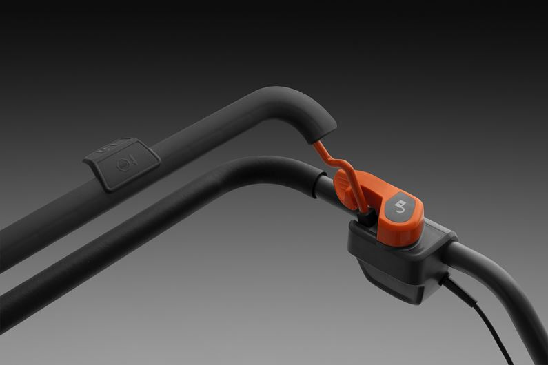 Husqvarna LC137i batterigräsklippare inkl batteri & laddare