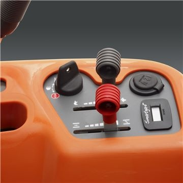 Husqvarna Rider 214TC Comfort Edition med Combi 103 klippaggregat