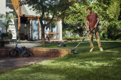 Husqvarna Aspire™ T28 Trimmer - med batteri(2.5Ah) och laddare Husqvarna Aspire™ T28 Trimmer - med batteri(2.5Ah) och laddare