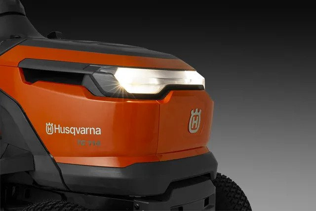 Husqvarna TS 114 Traktor