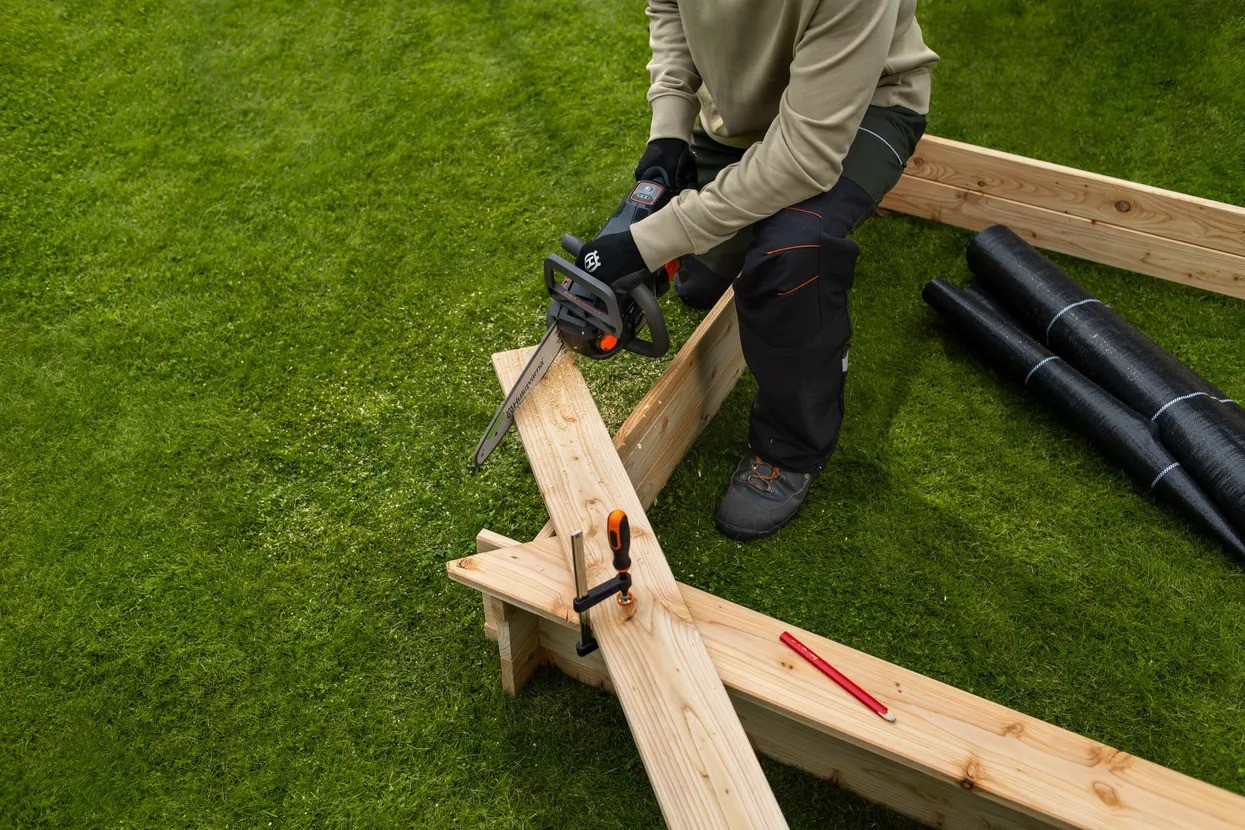 Husqvarna Aspire™ C15X med batteri och laddare