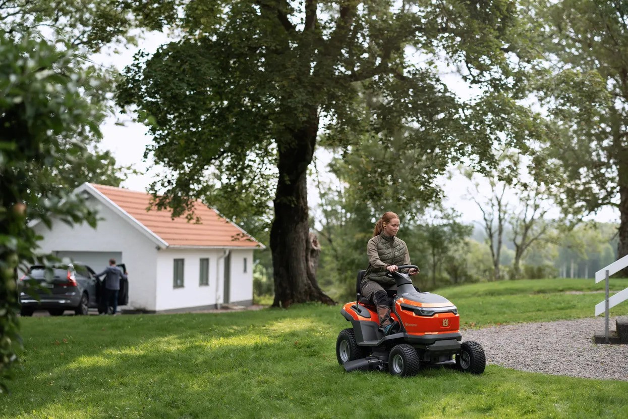 Husqvarna TS 100i Batteridriven Traktor
